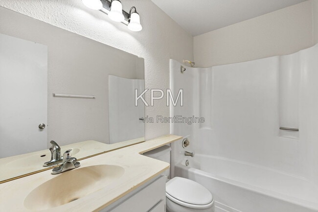 Photo - 5624 Blackoak Ct