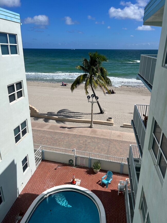 Photo - 2600 N Surf Rd Unidad #402