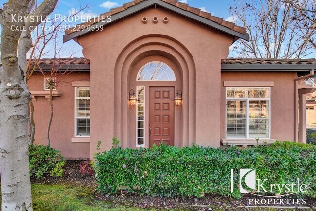 Gorgeous condo in beautiful Tiara gated co... - Gorgeous condo in beautiful Tiara gated co...