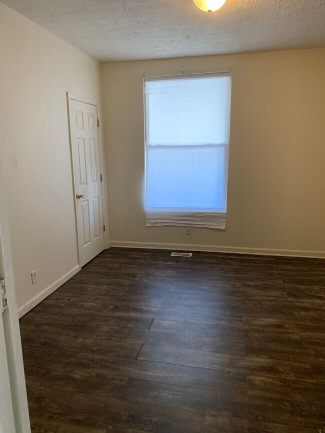 Photo - 404 Young St Unit 404 Young Apt A