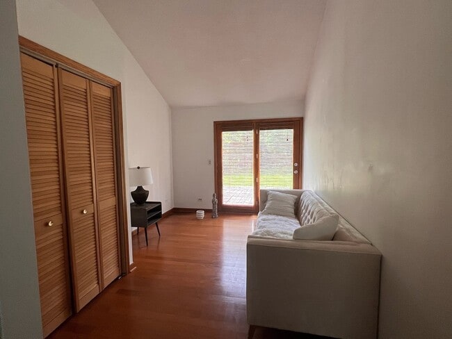 Photo - 3327 Acorn Ct