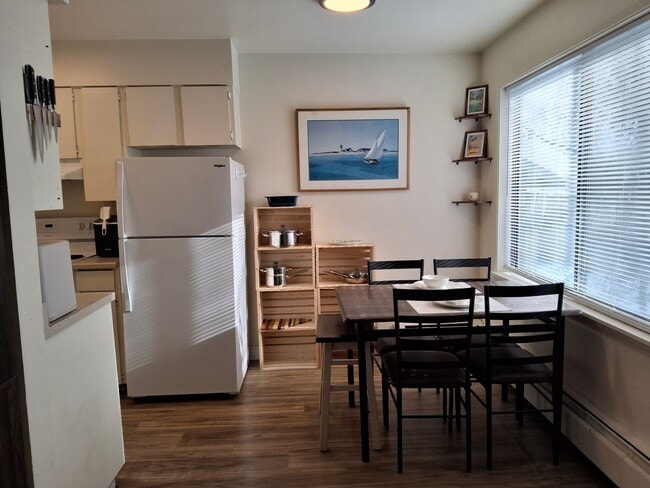 Photo - Midtown Furnished 1 Bedroom Unit 608