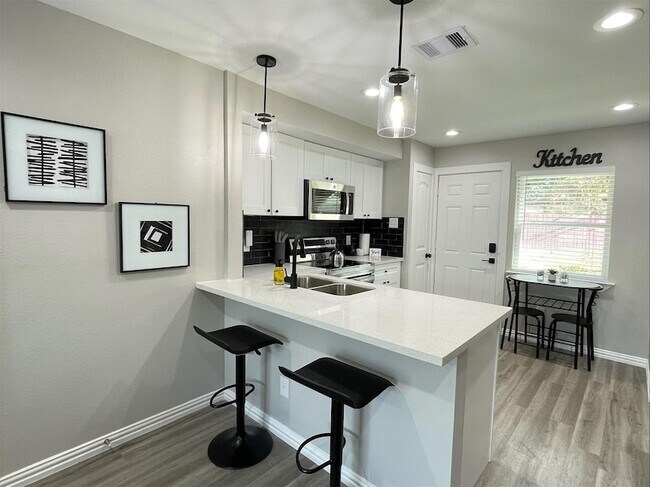 Photo - 4326 Alconbury Ln Unit 4