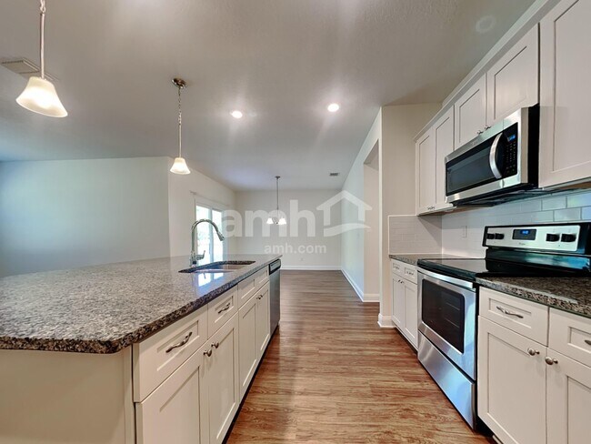 Photo - 909 Sunny Stroll Dr