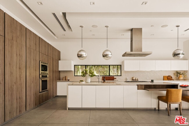 Photo - 4445 Camellia Ave