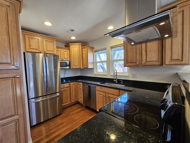 Photo - 5926 S Willow Way