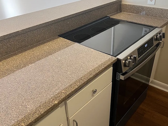 Photo - 3350 Altamont Rd Unidad C3