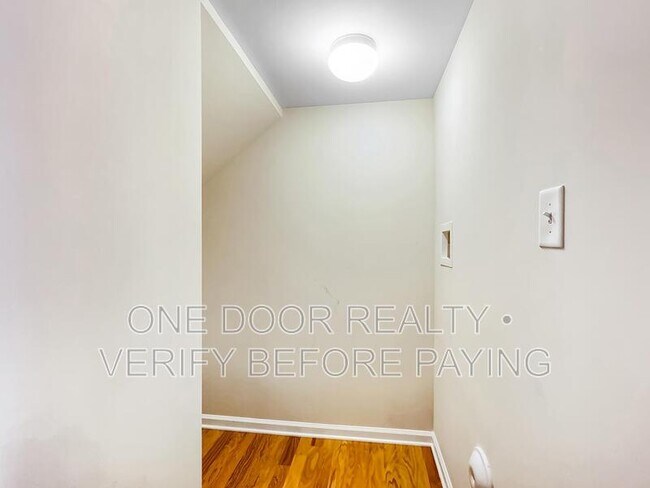 402 Lewis Burwell Pl