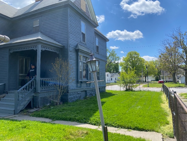 Photo - 1405 7th Ave