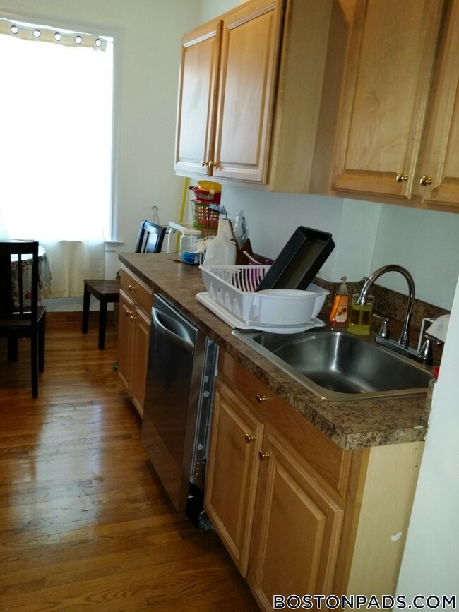 Photo - 53 Georgia St Unit 2