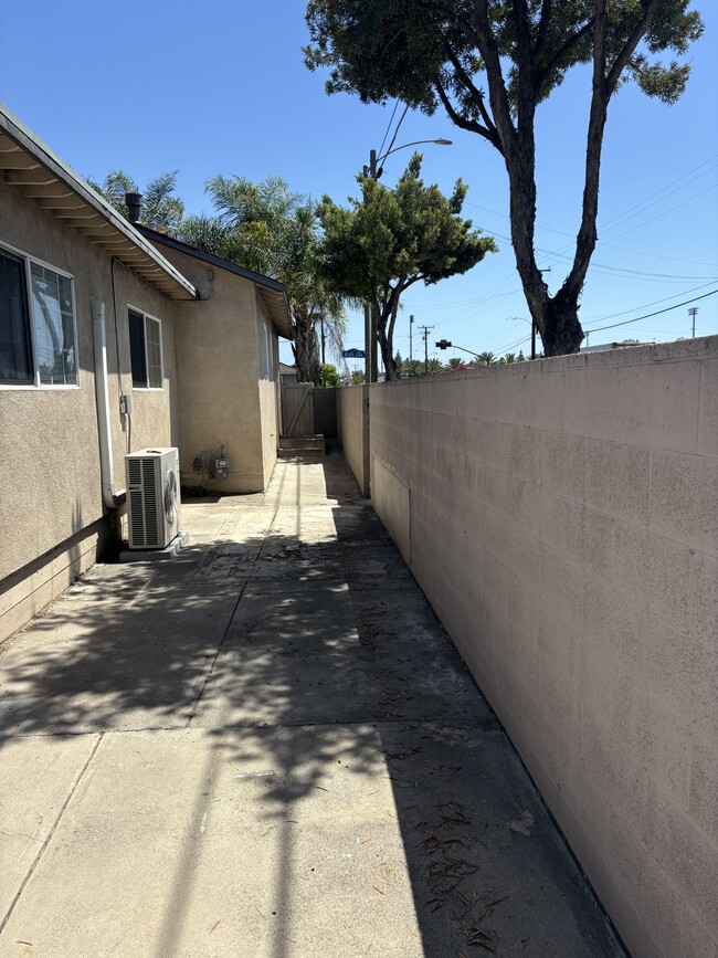 Photo - 3641 W Ash Ave