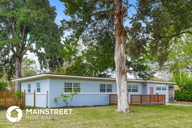 Photo - 3114 Hampton Ave E