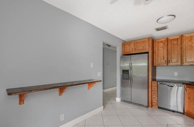 Photo - 161 Meadows Dr Unit 161