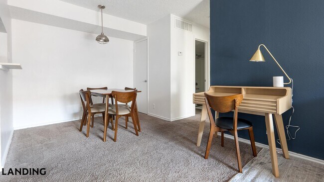 Photo - 1071 Clayton Ln Unit M1406