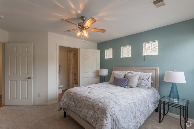 3BD 2BA 1,160 sq. ft.