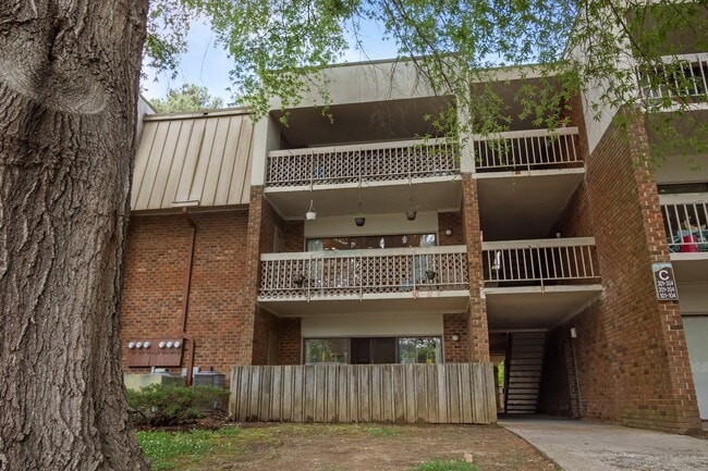 Photo - 500 Umstead Dr Townhome