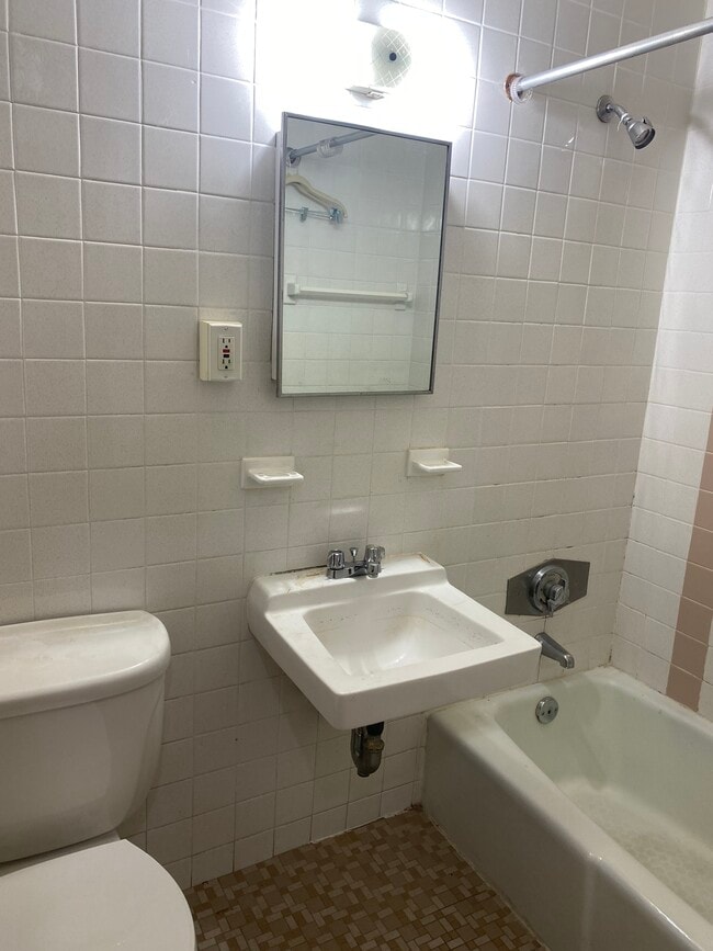 Photo - 46 S Huntington Ave Unit 4