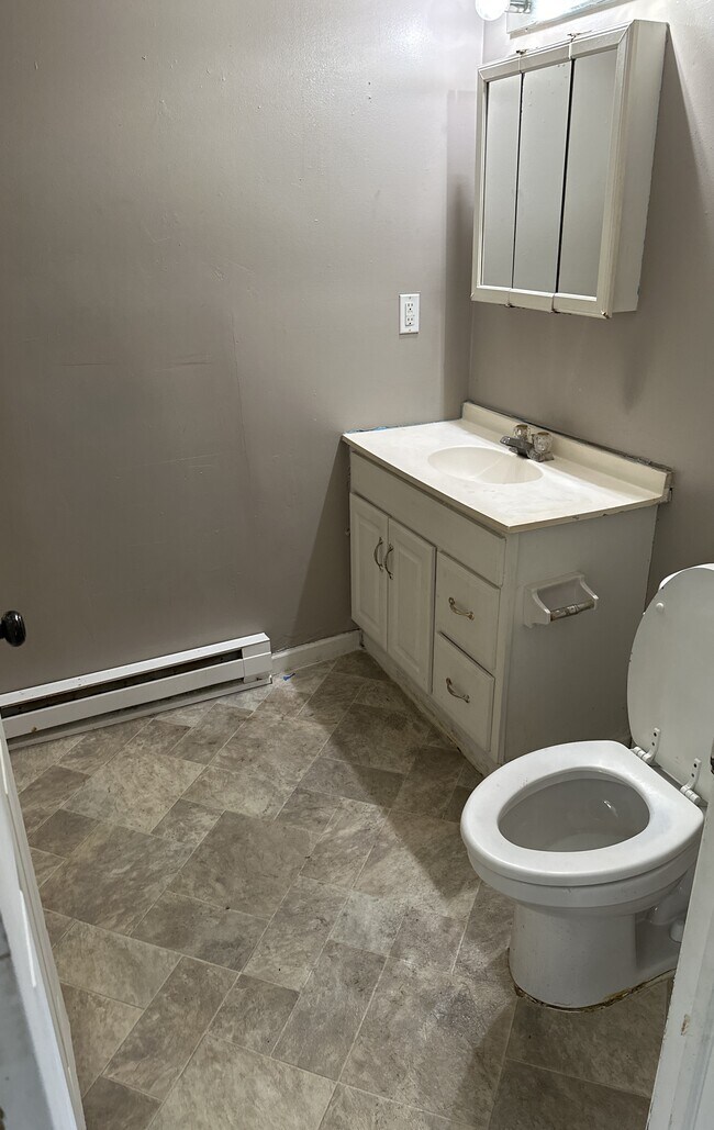 Photo - 775 Campbell Ave Unit 775