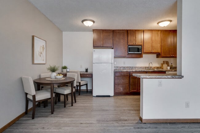 Queen Terrace Apartments