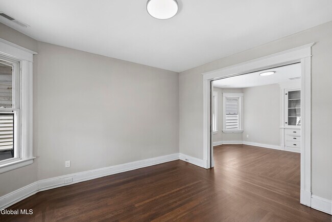 216 Delaware Ave
