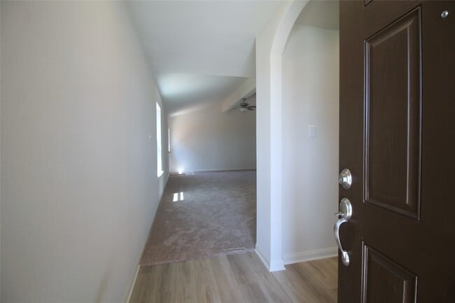 Photo - 8031 Vacek Meadows Loop