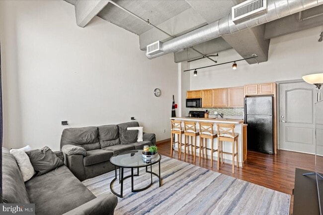 Photo - 511 N Broad St Unit 806