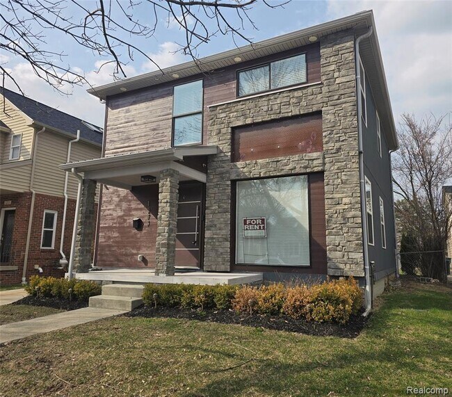 Photo - 1277 E Lincoln St