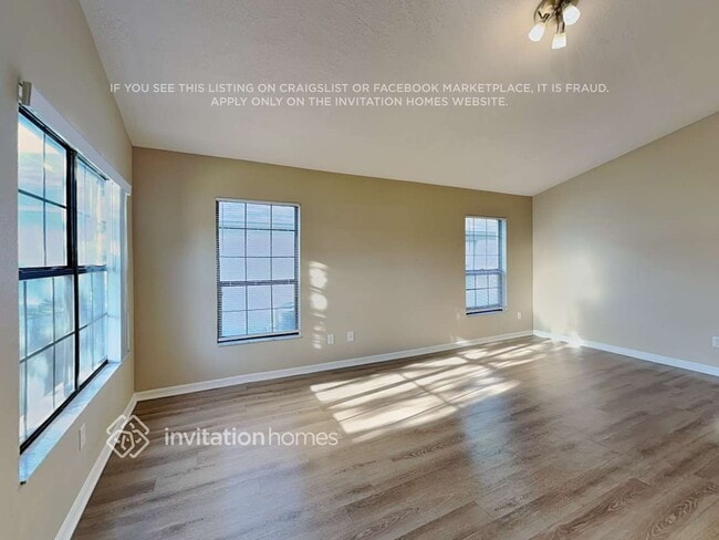 Photo - 1453 Hyde Park Dr