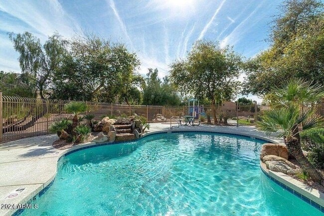 Photo - 3332 N Sunaire