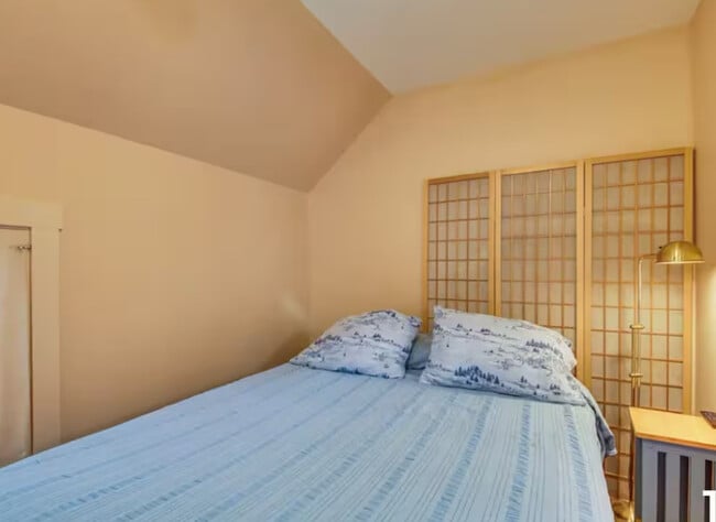 Photo - 448 Wiscasset Rd Unidad King 2 bedroom