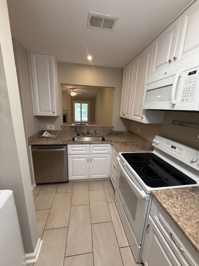 Photo - Woodlake Villa 213