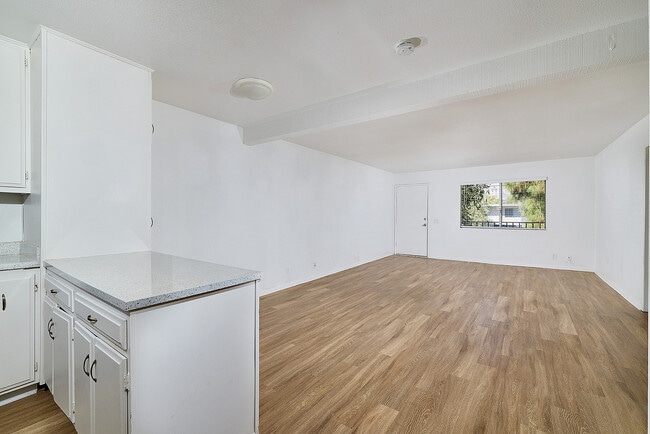 Photo - Panorama Apartments