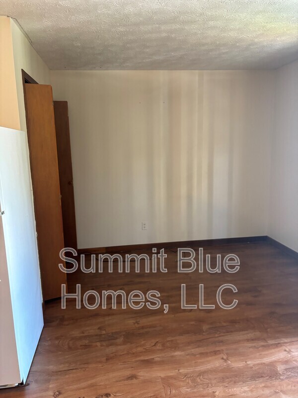 Photo - 3953 Kent St Unit 6