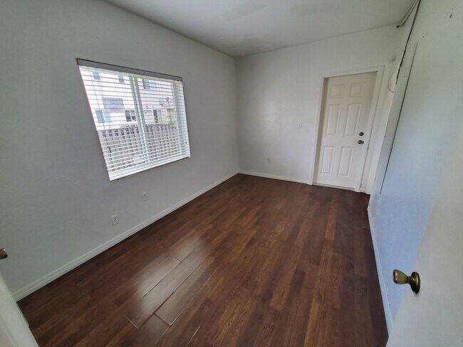 300 NW 84th Terrace Unidad 300