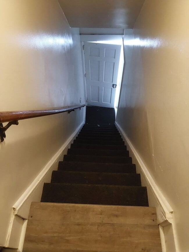 Photo - 306 N Elm Ave Unit Apt #3