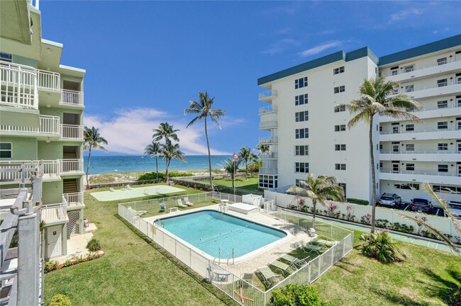 Building Photo - 1750 S Ocean Blvd Unit 306e