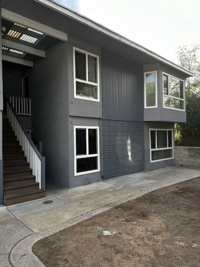 421 Dana St - 421 Dana St