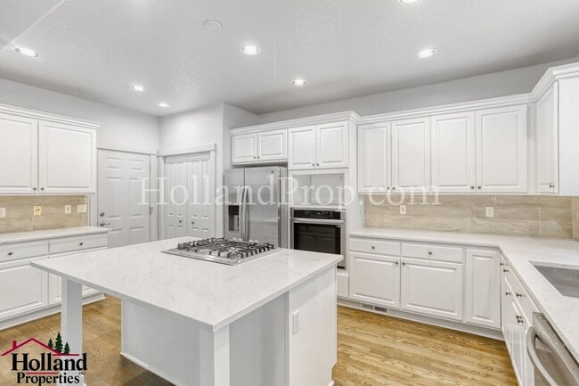 Photo - Beautifully Home Near Waterhouse Trail & Lake