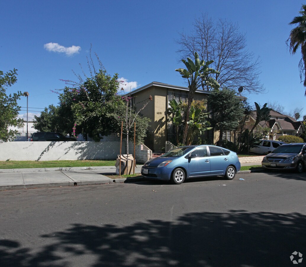 Photo - 4331 Gateway Ave