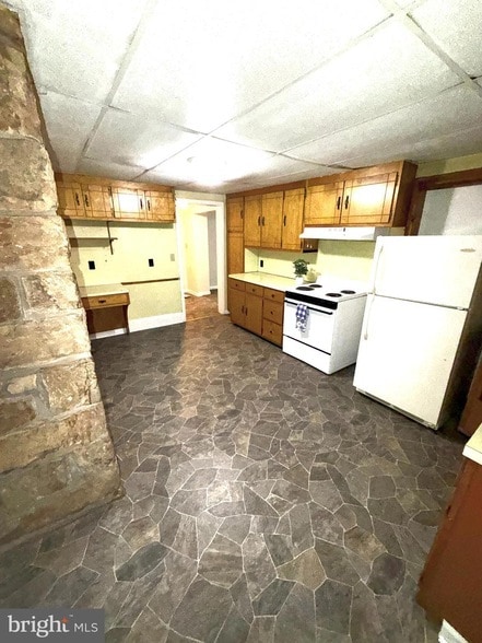 Photo - 45 N Green St