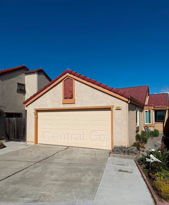 Photo - 161 Pebble Pl