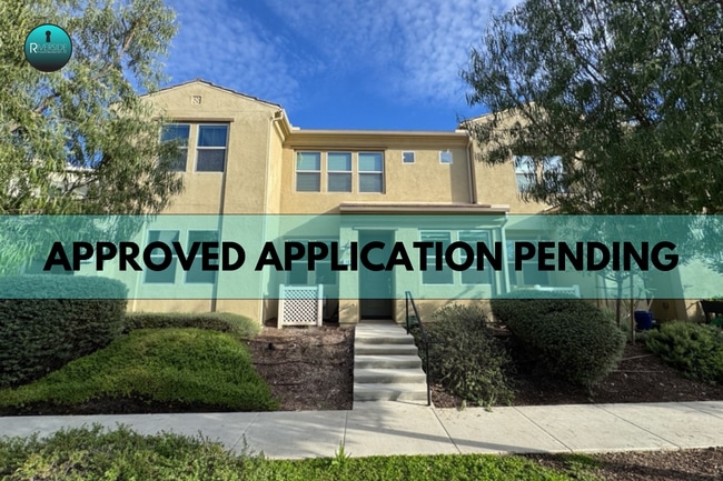 Building Photo - DISCOVER YOUR DREAM CONDO AT BEDFORD IN CORONA!! SOLAR INCLUDED! Unit 105