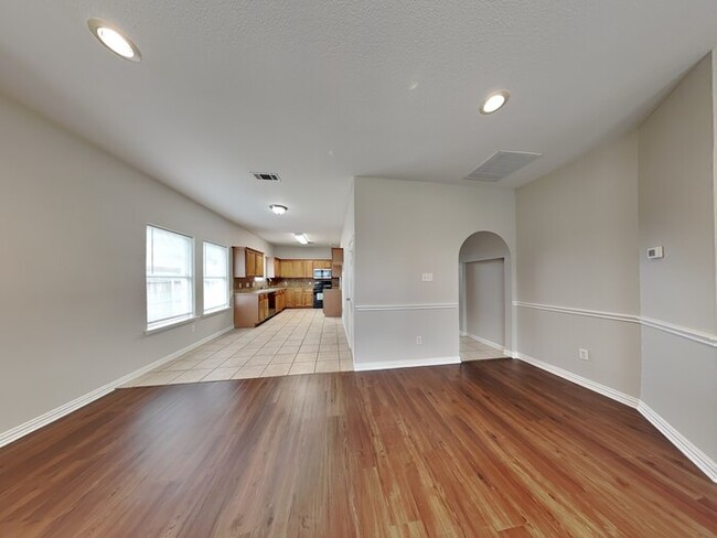 Photo - 2208 Rodney Ln