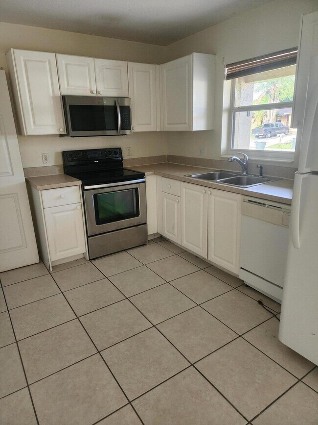 Photo - 4480 Timber Ridge Ln Unit 4484
