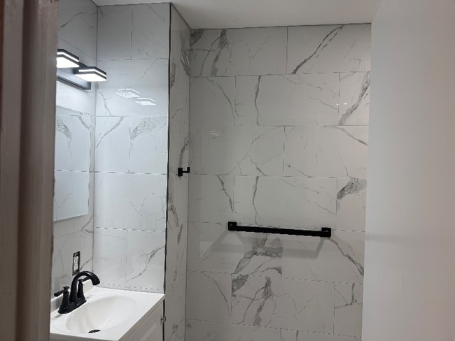 Photo - 9405 Kirkwood Rd Unit 2