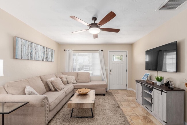 Photo - 7754 E Catalina Dr