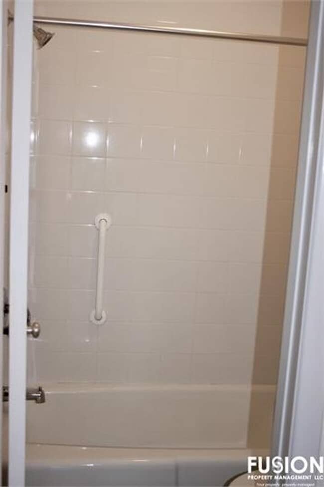 Photo - Bright 2-Bedroom Home Near Oakledge Park w/Pool!