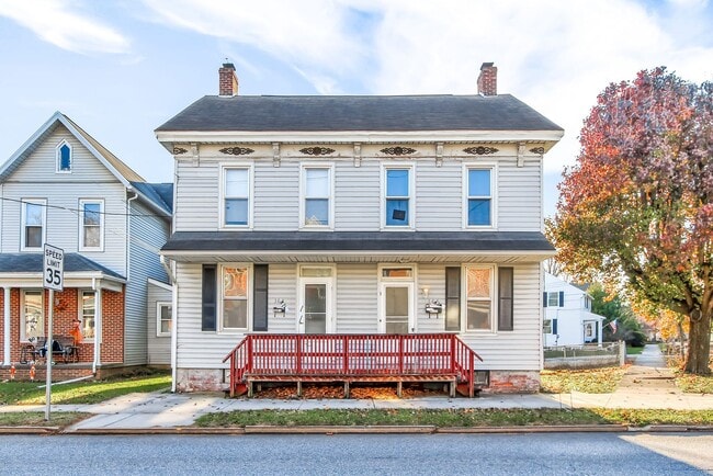 Building Photo - 366 High St Unit 366 High St Apt 1