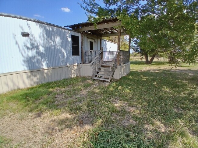 Photo - 4828 I-30