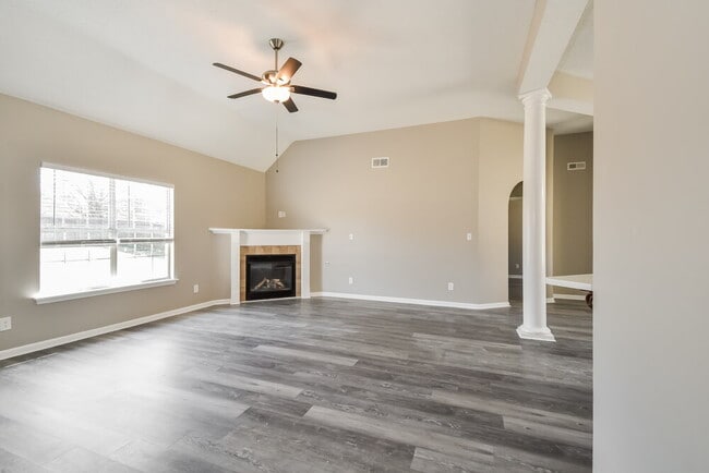 Photo - 5894 Keebler Dr